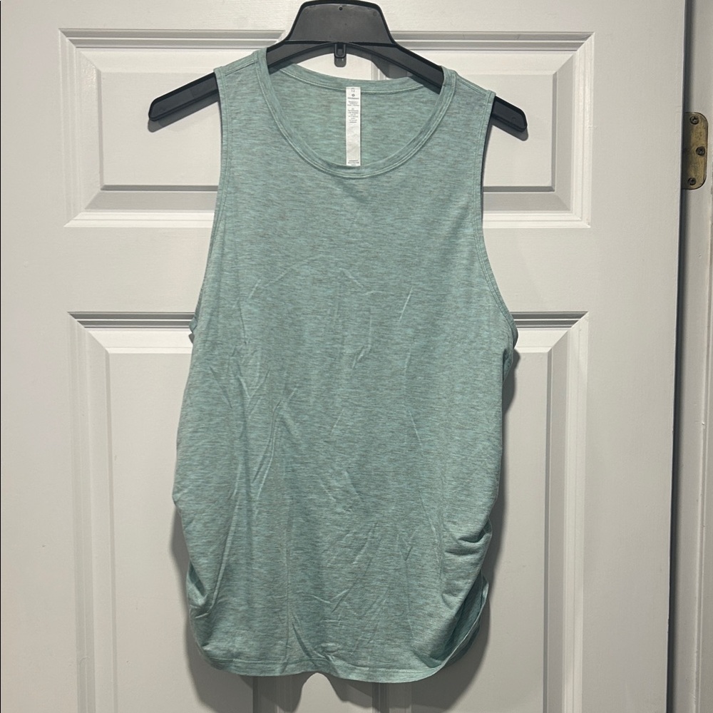 Lululemon Athletica Women's Tank Top in Soft Green with Cinched Sides